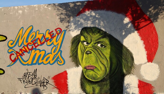 ​Зробила їстівного “Грінча”: британка виготовила незвичайний торт