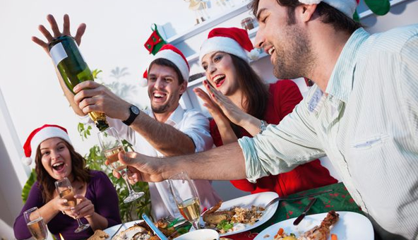 Как помочь своей печени пережить новогодние застолья: врач дала 4 совета