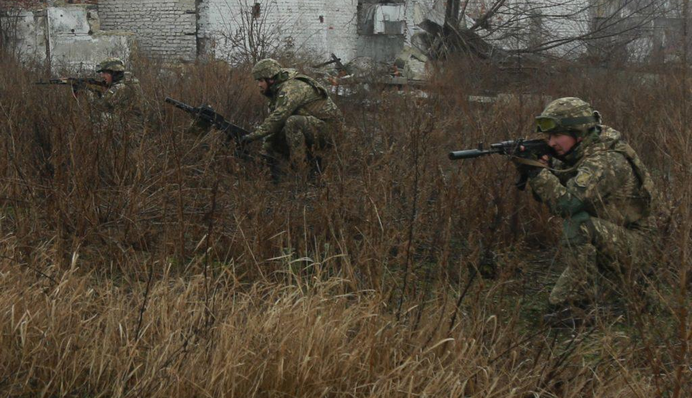 Верьте в ВСУ: видео метких ударов по позициям боевиков на Донбассе