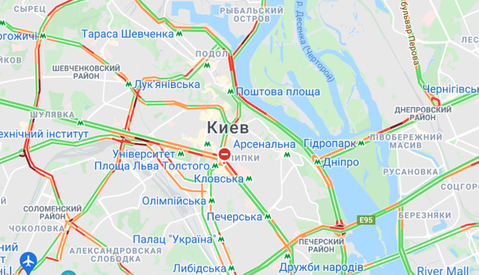 Що відбувається на дорогах Києва: карта ранкових заторів
