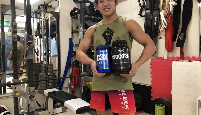 Приголомшливе зізнання: боєць погодився на секс із чоловіком заради кар'єри у MMA