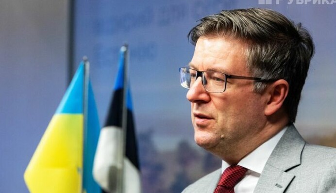 Удерживает весь европейский фронт: посол Эстонии сделал заявление о военной помощи Украине