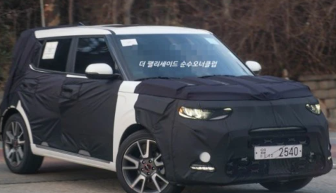 Как будет выглядеть новый KIA Soul: в сеть слили фото кроссовера