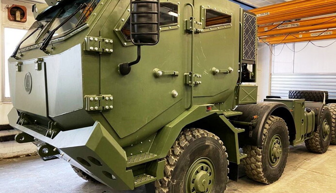 ЗСУ отримали чеські броньовані вантажівки для РСЗВ: що про них відомо