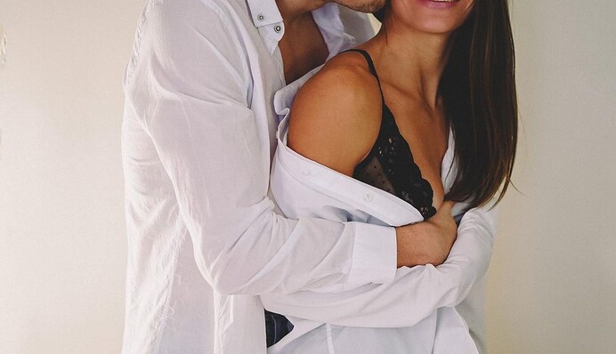 Подарок или дорогая покупка? Звезда украинского спорта похвасталась новым авто