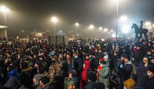 Протесты в Казахстане: сотни людей ранены, десятки в реанимации