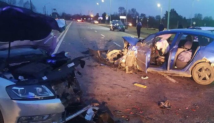 Під Житомиром у ДТП зіткнулися п'ять авто – є постраждалі: фото