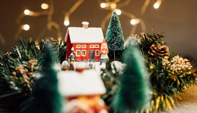 З Різдвом Христовим! Короткі вітання зі святом