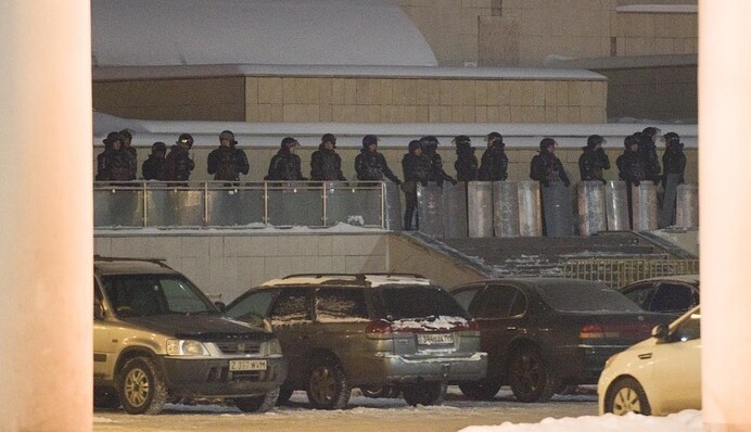 Ультиматум президента Казахстана: никаких переговоров с террористами, мы должны их убить