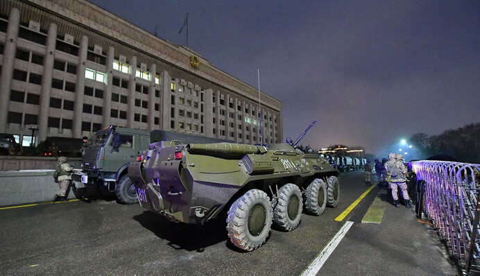 Соратник Путина призвал насиловать женщин в Казахстане: соцсети в гневе