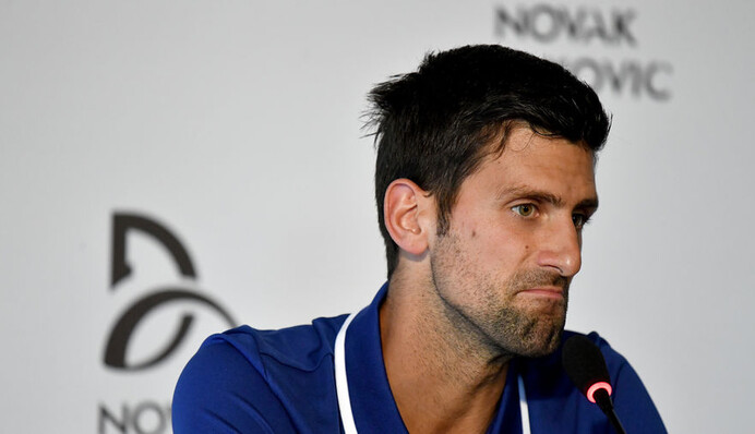 Скандал с Джоковичем: семья теннисиста попросила помощи у королевы Елизаветы II