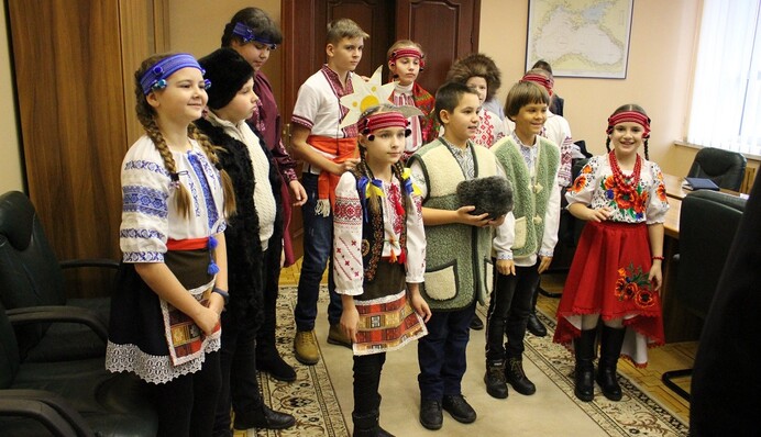 Найкращі щедрівки для дітей та як їх швидко вивчити