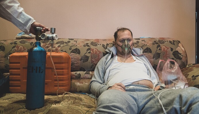 В Україні знову понад 10 тисяч нових випадків COVID-19 за добу: статистика на 14 січня