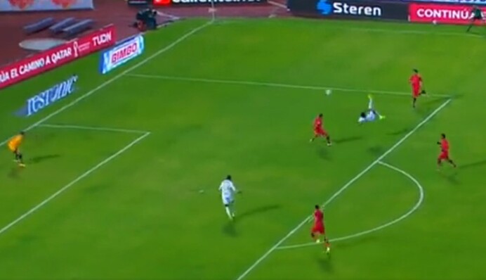 Бисиклетой в падении издали: в Мексике забили фантастически гол, видео