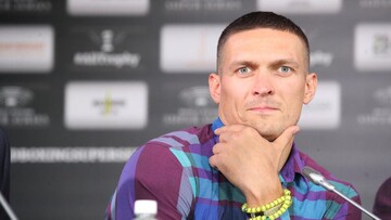 Просто жахають: Усик поскаржився на проблеми на кордоні із Кримом