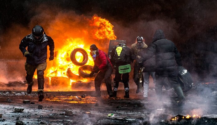 Річниця "Вогняного Хрещення" на Майдані: фото, відео та хроніка подій