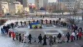 У Києві школярі відсвяткували День соборності живим ланцюгом: відео