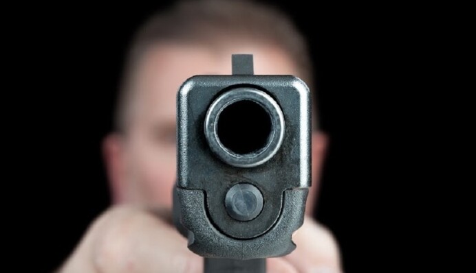 ​  У Вінниці у нічному клубі сталася стрілянина, є поранені: фото та відео