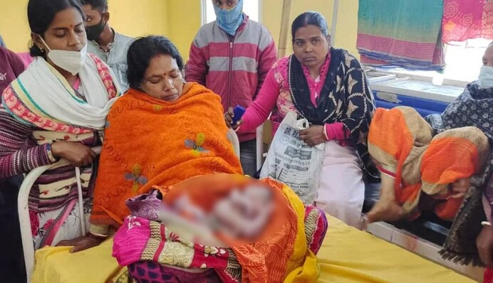 В Індії народилася незвичайна дитина - її вважають втіленням бога Вішну: фото та відео