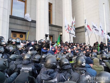 Митинг ФОПов под Радой: в полиции назвали число пострадавших