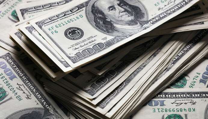 Курс долара до гривні оновив максимум за чотири роки: скільки коштує