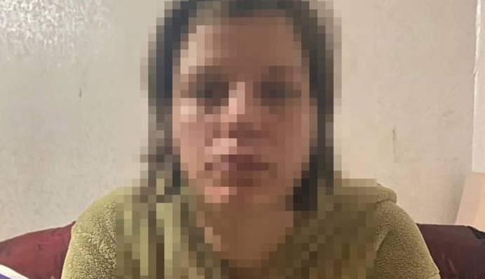 Хотіла зістрибнути з дитиною з 12-го поверху: у Києві врятували горе-мати, фото