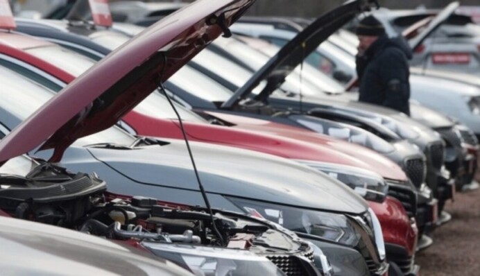 Продавцы что-то не договаривают: названы 4 ошибки при покупке подержанного авто