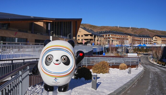 Китайцы удивили обслуживанием из будущего на Олимпиаде-2022: видео