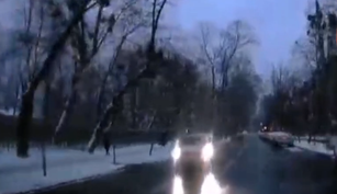 Образився за далеке світло: у Києві неадекват на іномарці влаштував 