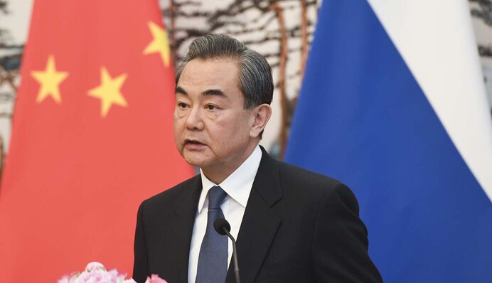 Глава МЗС Китаю Ван І провів телефонну розмову міністром закордонних справ РФ