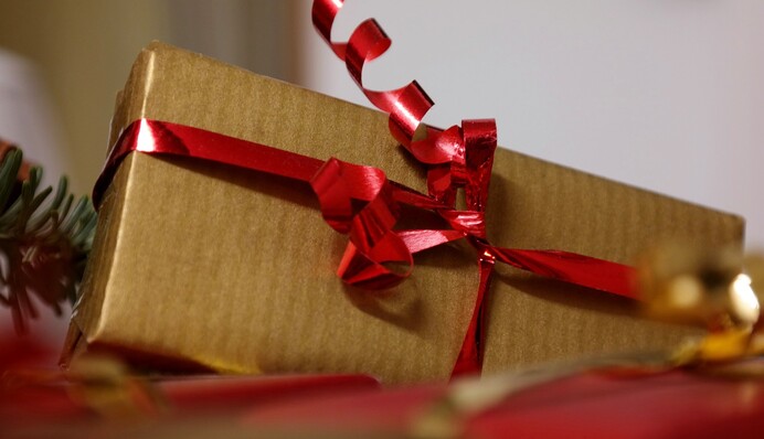 З днем ангела, Максиме! Гарні листівки та вітання у віршах