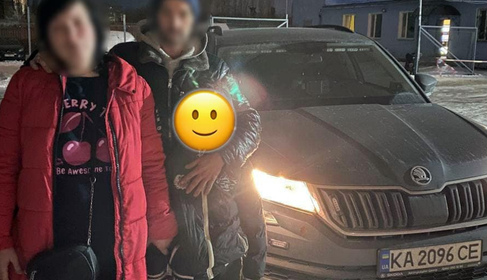 Під Києвом хлопчик пройшов 4 км у пошуках мами - дитину знайшла поліція: фото та відео