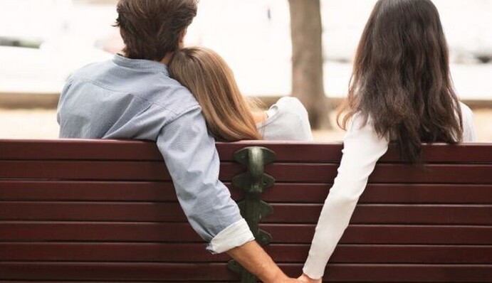 Все из-за ретроградного Меркурия: три знака Зодиака склонны уже сейчас завести роман на стороне