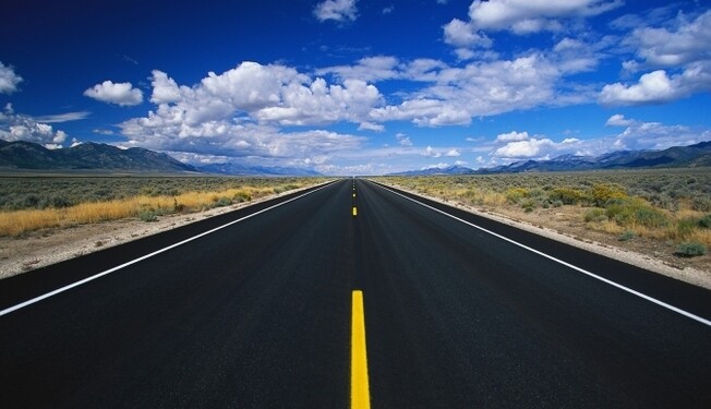 Недешеве задоволення: скільки коштуватиме проїзд першою платною дорогою в Україні