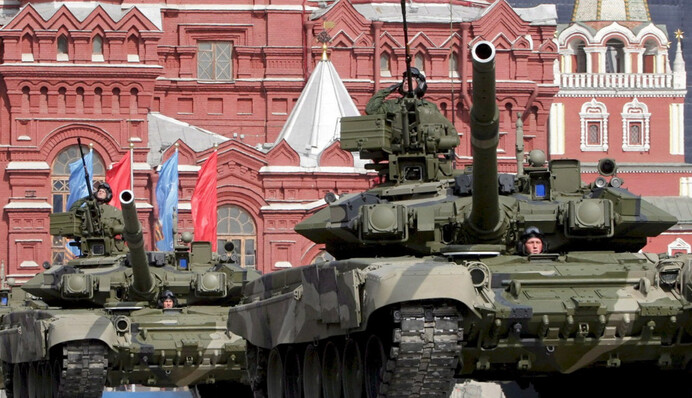 Легкої прогулянки не буде: екс-офіцер Генштабу ЗС РФ пояснив, що чекає росіян при вторгненні в Україну