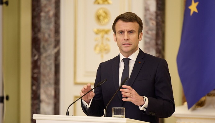 Рандеву Макрона-миротворца по Европе: кому они нужны на самом деле