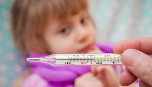 Як не нашкодити хворій дитині харчуванням: п'ять важливих порад від Комаровського