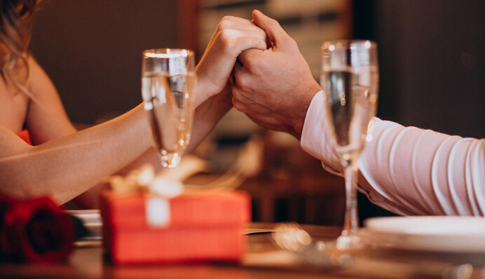 Как провести День влюбленных и не испортить отношения: гороскоп для всех знаков Зодиака