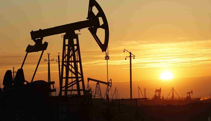 Досягнула 8-річного рекорду: нафта Brent різко подорожчала на тлі чуток про вторгнення в Україну