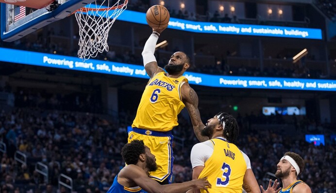 Легенда баскетбола побил невероятный рекорд НБА: феерическое видео