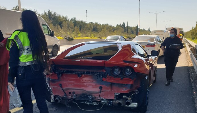 900 тысяч долларов псу под хвост: в Израиле разбили самый быстрый Ferrari, фото и видео