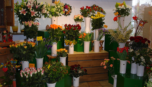 В Киеве парень в День влюбленных ради дамы сердца пошел на кражу: видео момента