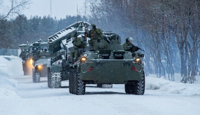 З'явилося відео відведення військ Путіна від кордонів України