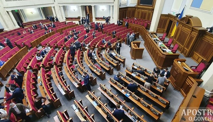 ​Нардепів Трухіна та Кузьміних виключать із фракції “Слуга народу”