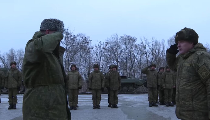 Напуганные белорусы ждут ухода российских военных: воруют и пьянствуют до беспамятства