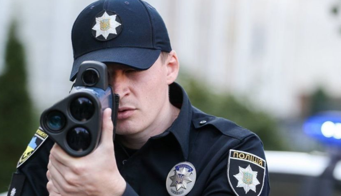 Попались на радар TruCAM: водителям рассказали, в каком случае можно избежать штрафа