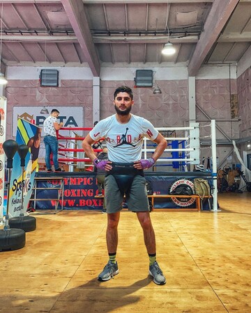 Вкрали перемогу: український боксер побив росіянина та програв бій - відео скандалу