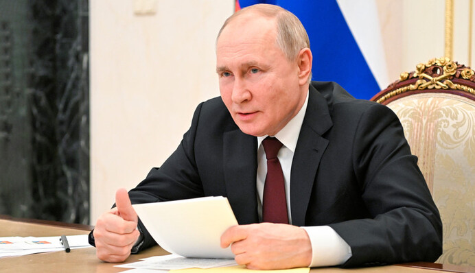 Путін пригрозив Україні справжньою декомунізацією