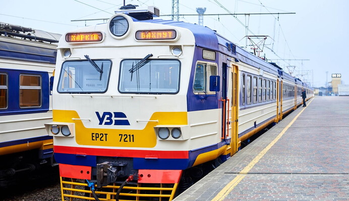 Загострення на Донбасі: як ходитимуть потяги на Схід України