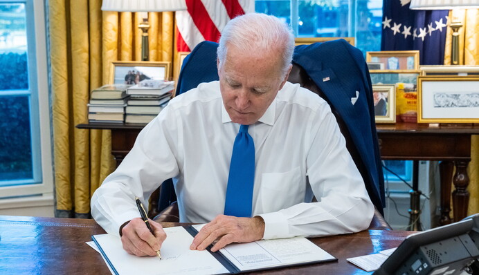 Biden announced new tough sanctions against Russia: who will be affected